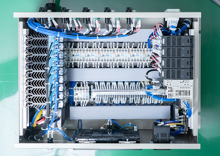 設計から製作、制御までを一貫対応。